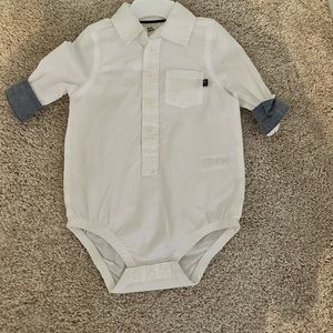 White carters boy button down. Size 9 mo.